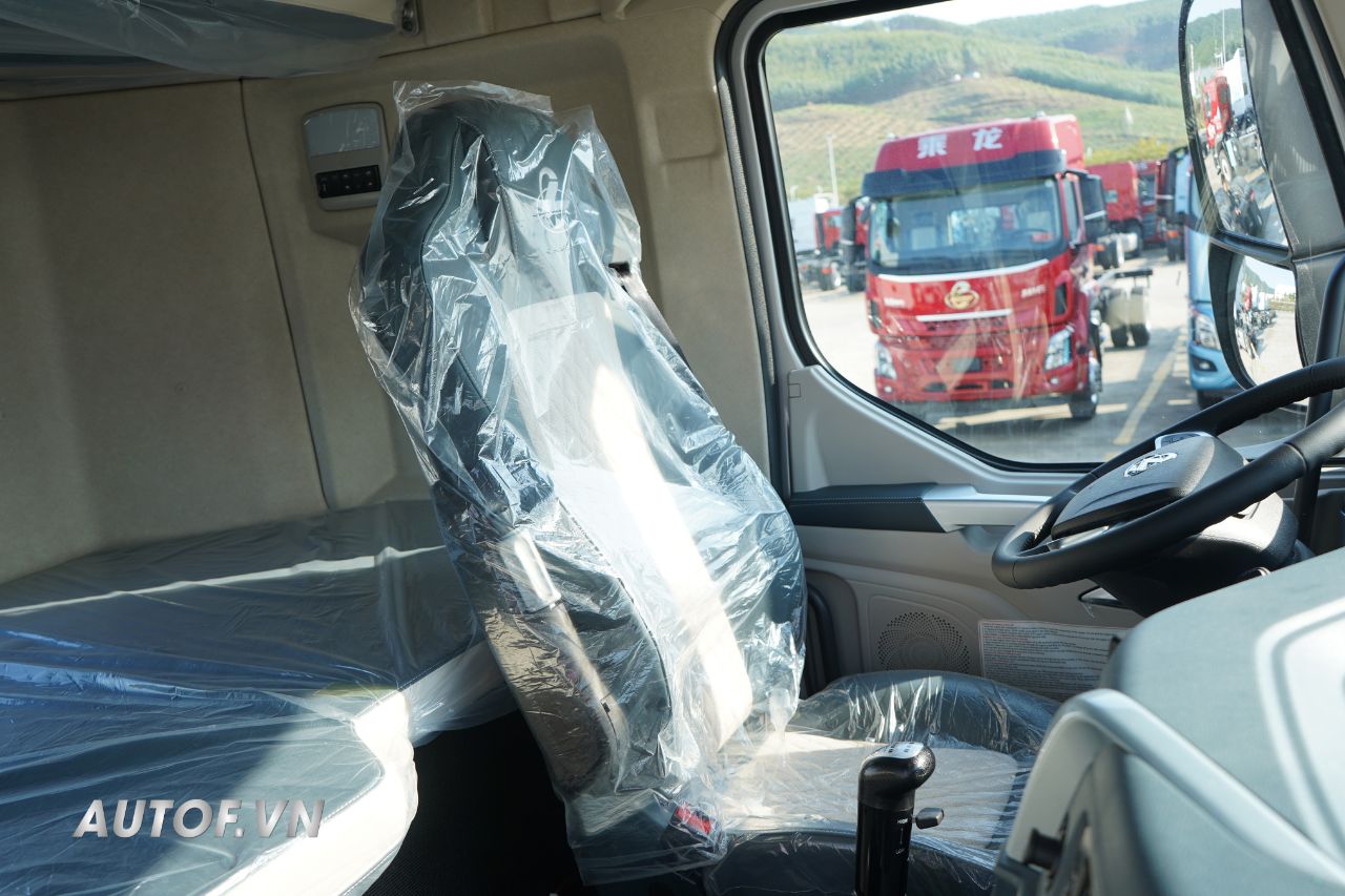 Đầu kéo Chenglong 470Hp cabin H7 Pro - Cầu Dầu